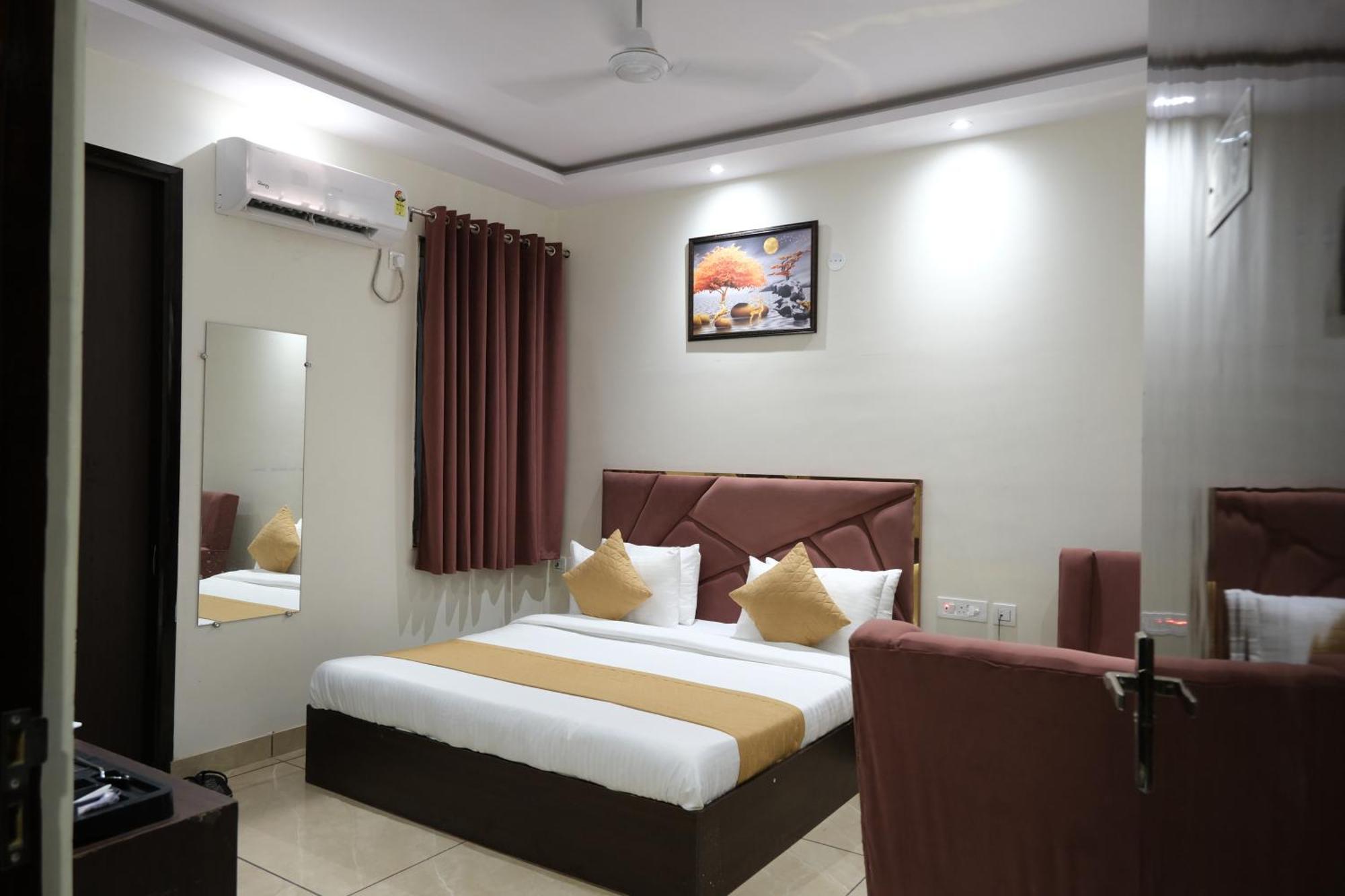 Hotel De Hocks Deluxe - New Delhi Railway Station Kültér fotó